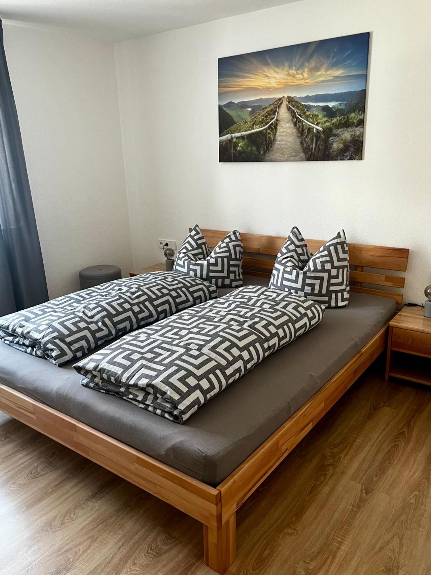 Business-Apartment Braun Abstatt Buitenkant foto